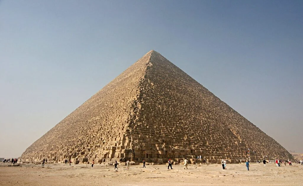 The Egyptian Architecture: An Intriguing Evolution in Architecture Pyramid of Cheops