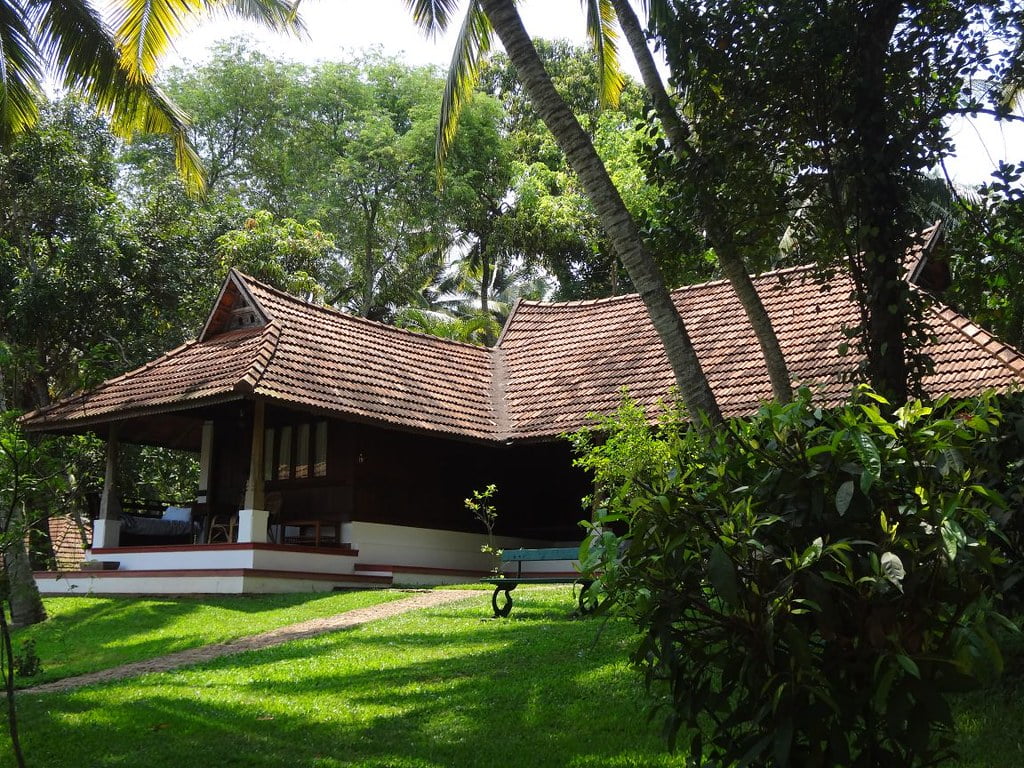  House Design in India Style: Kerala