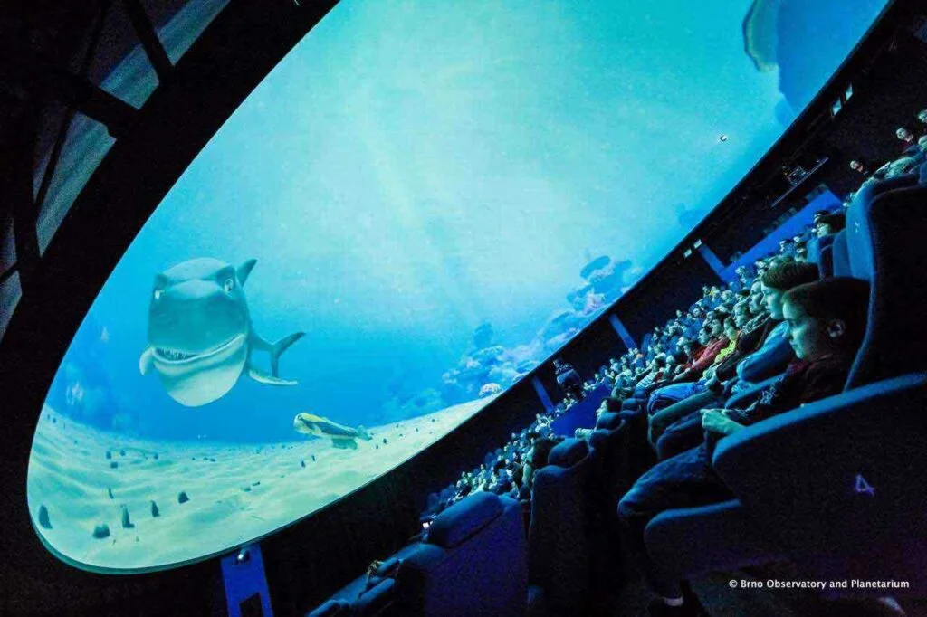 Astronomical Spaces: Enhancing User Experience and Unconventional Learning Planetariums: An outstanding journey through the Universe