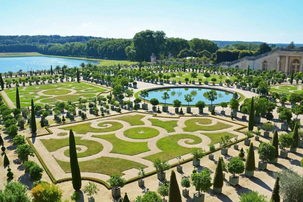 French Garden Style