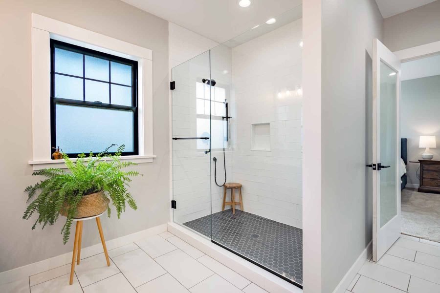 Step Into Luxury: Modern Walk-In Shower Space Ideas shower space